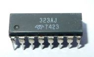 323AJ quad 2 input NAND gate